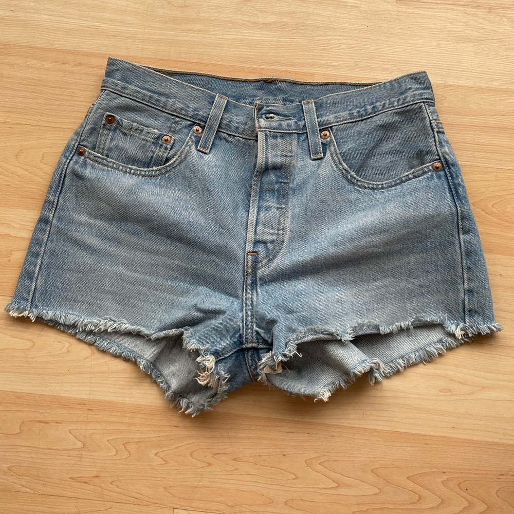 Levi’s 501 Original Short - Size 27